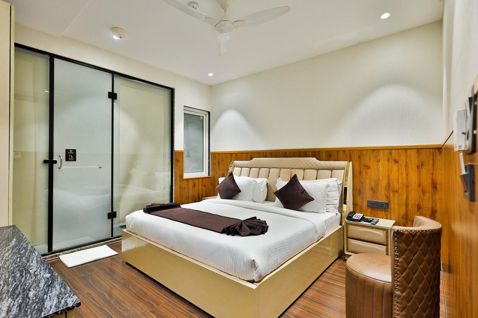 Clay Inn Hotels, Paschim Vihar Delhi  Exterior foto
